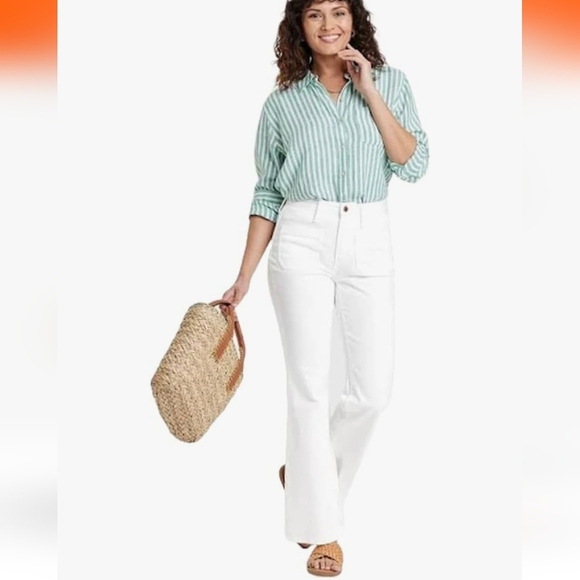 Universal Thread Women's High Rise Flare Jeans - Picture 3 of 3